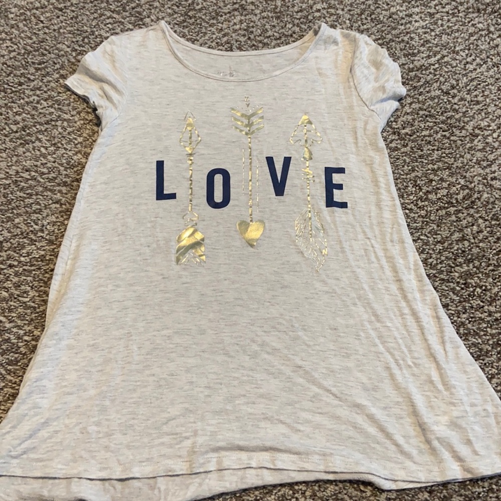Gently loved Justice scoop neck tee